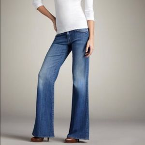 MOTHER ‘The Wilder’ flared leg jean 28